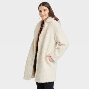 (M) WORN ONCE: a new day teddy coat